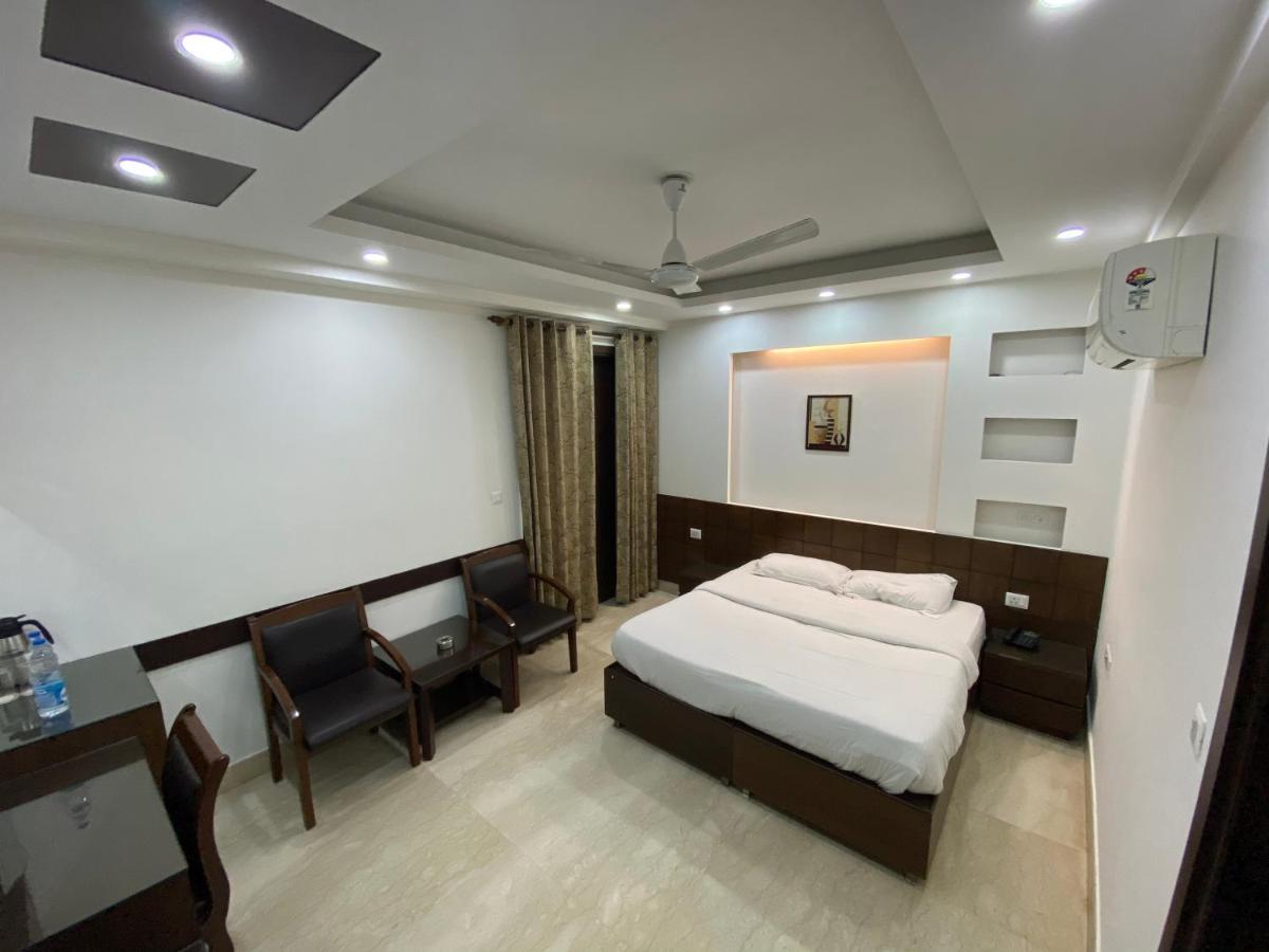 Sheesh Mahal Bed & Breakfast New Delhi Exterior photo